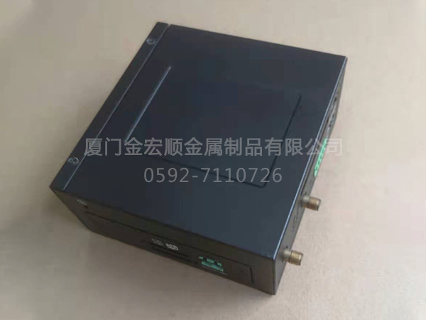 工業(yè)路由器機殼8